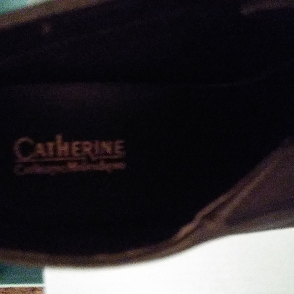 Sneaker Shoe - Picture 5 of 6